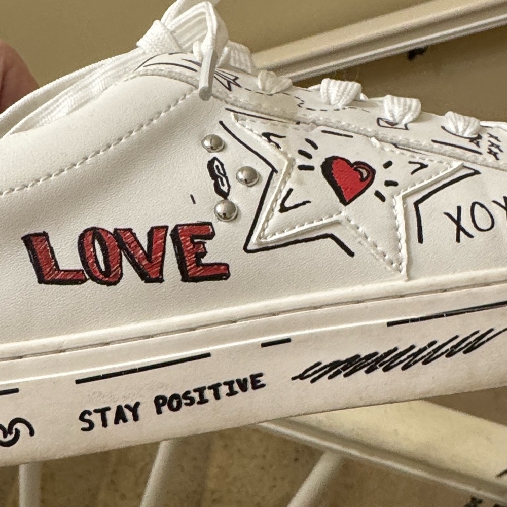 Corkys Supernova Sneakers with LOVE DOODLES - Picture 5 of 8